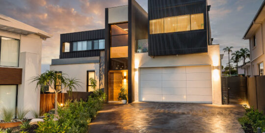Oatley Home Front feature